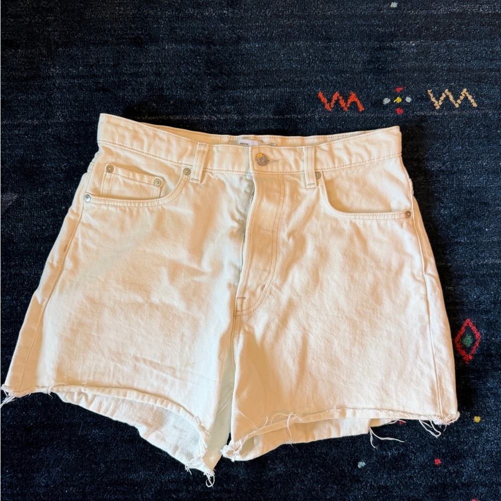 & Other Stories Cream Denim Shorts